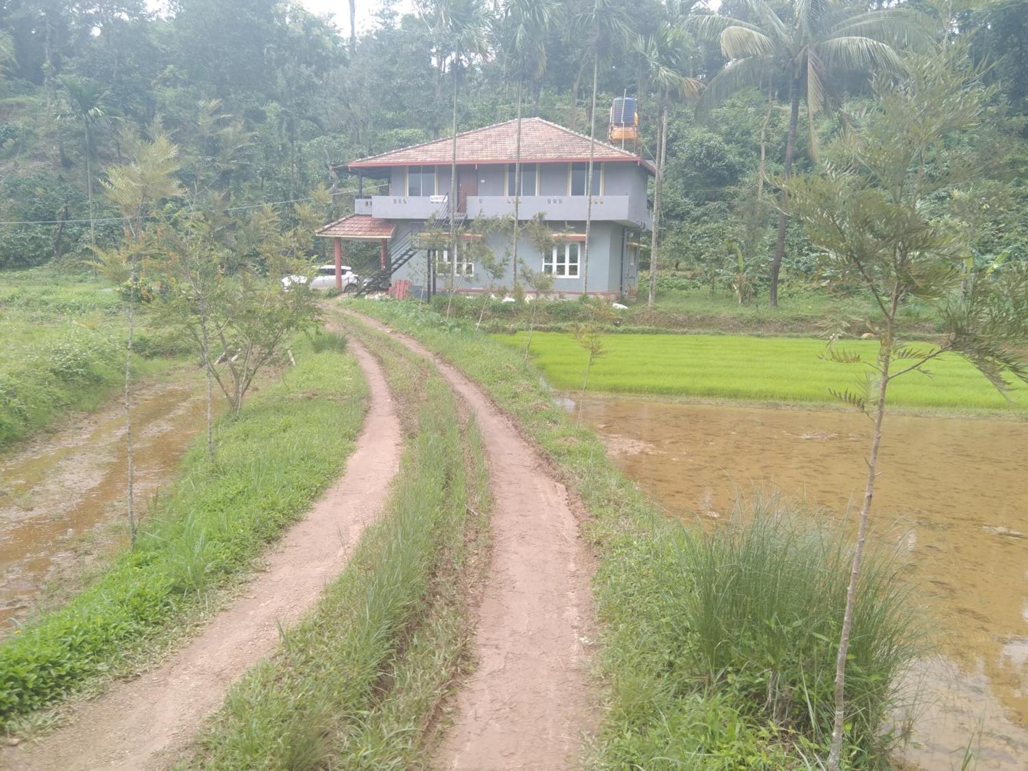 Samz Estate Stay 2Bhk Madikeri Exterior photo